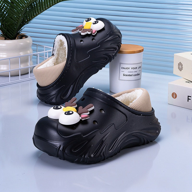 1763514409743778.jpg 雅购特拖鞋