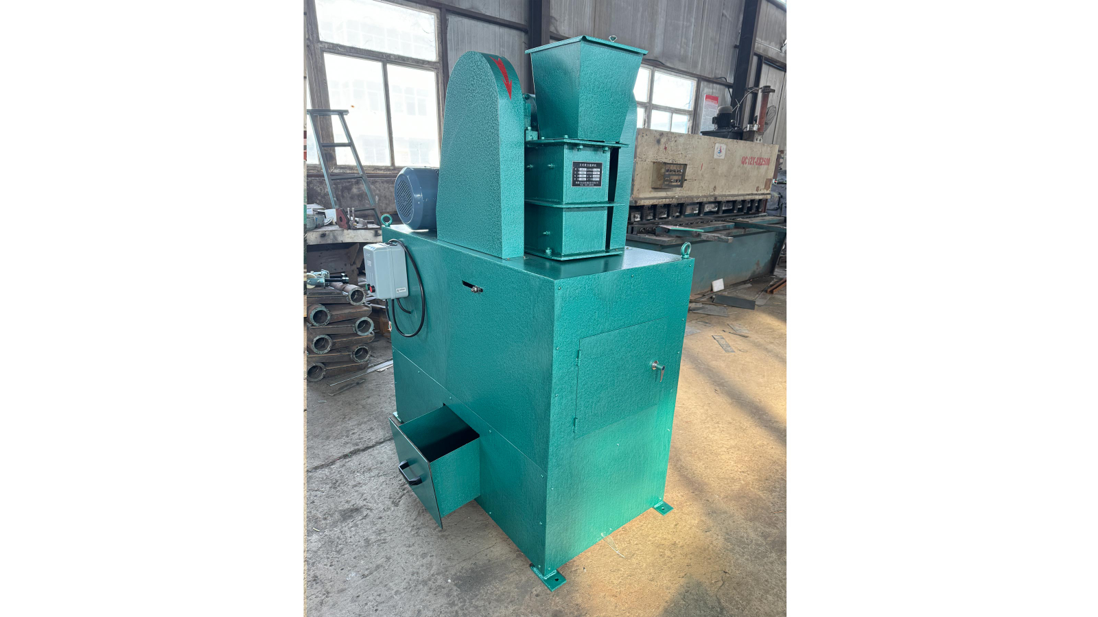 1763522506553440.jpg 破碎縮分機(jī)