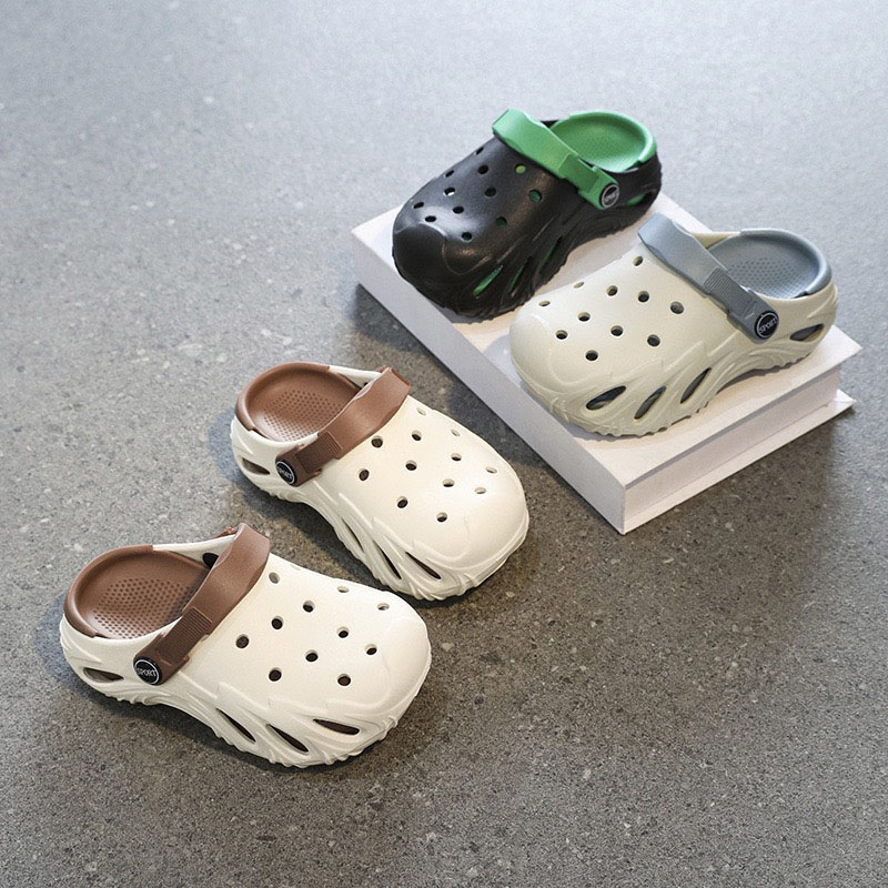 1763523400456578.jpg 雅购特拖鞋