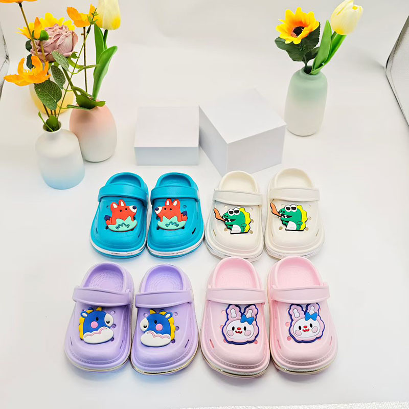 1763531406851553.jpg 雅购特拖鞋