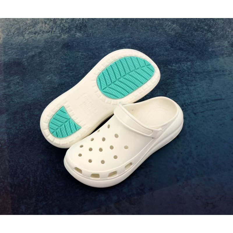 1763532790755084.jpg 雅购特拖鞋