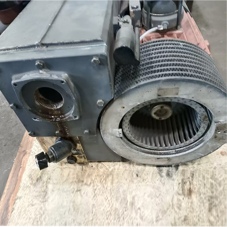 1763533192815154.jpg 氦质谱仪