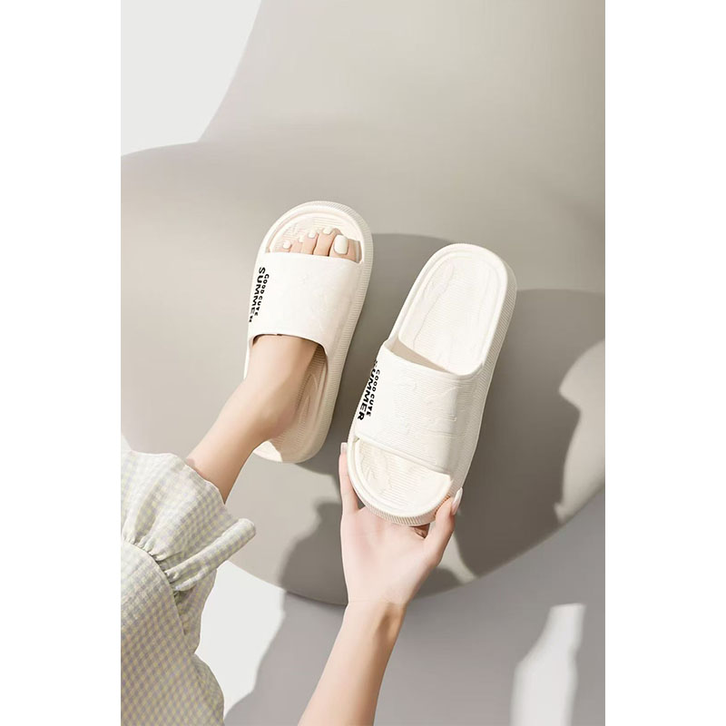 1763610646549273.jpg 雅购特拖鞋