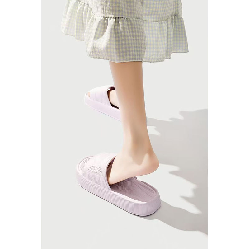 1763610646570037.jpg 雅购特拖鞋