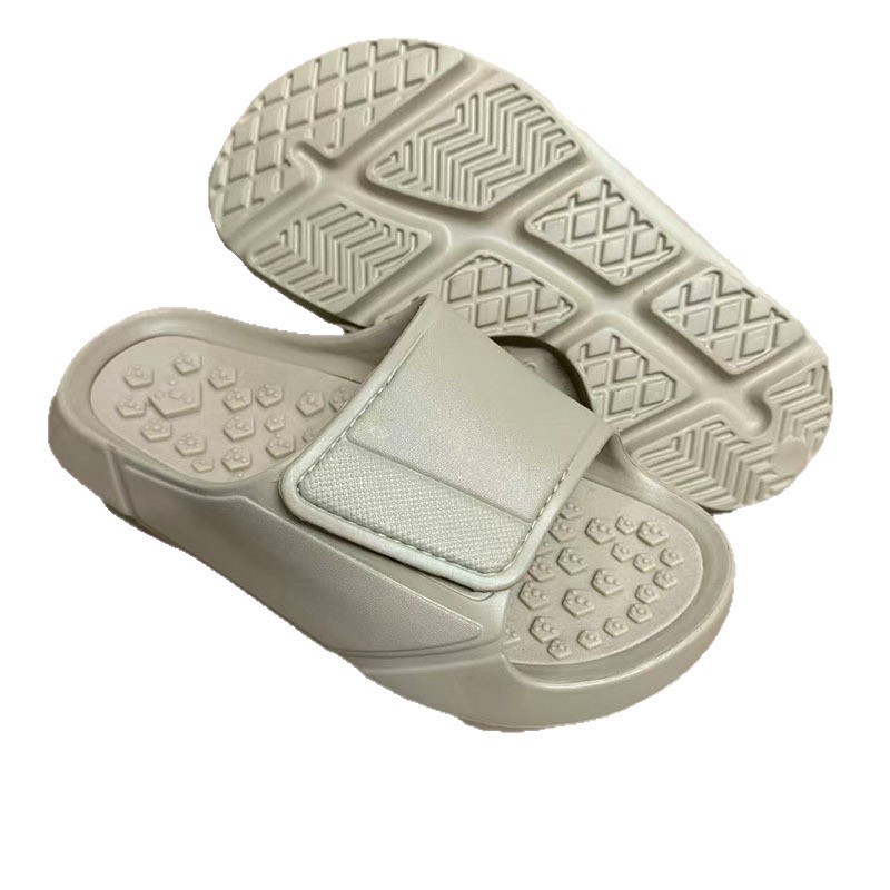 1763969743847017.jpg 雅购特拖鞋