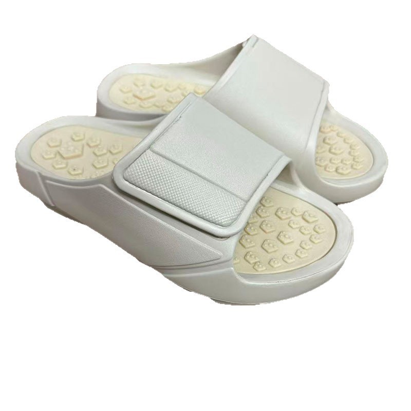 1763969847330680.jpg 雅购特拖鞋