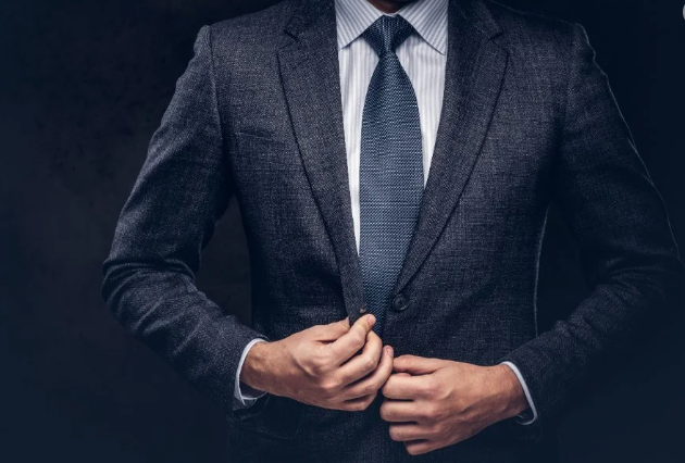 1763976165677905.png 你的西装颜色反映了你对你的态度