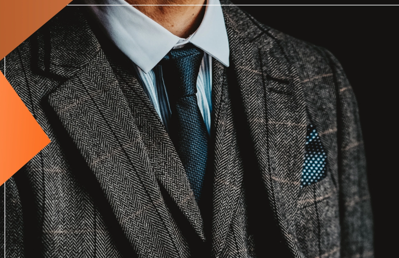 1763979975891089.png 如何修复和保存复古定制西装的永恒风格?