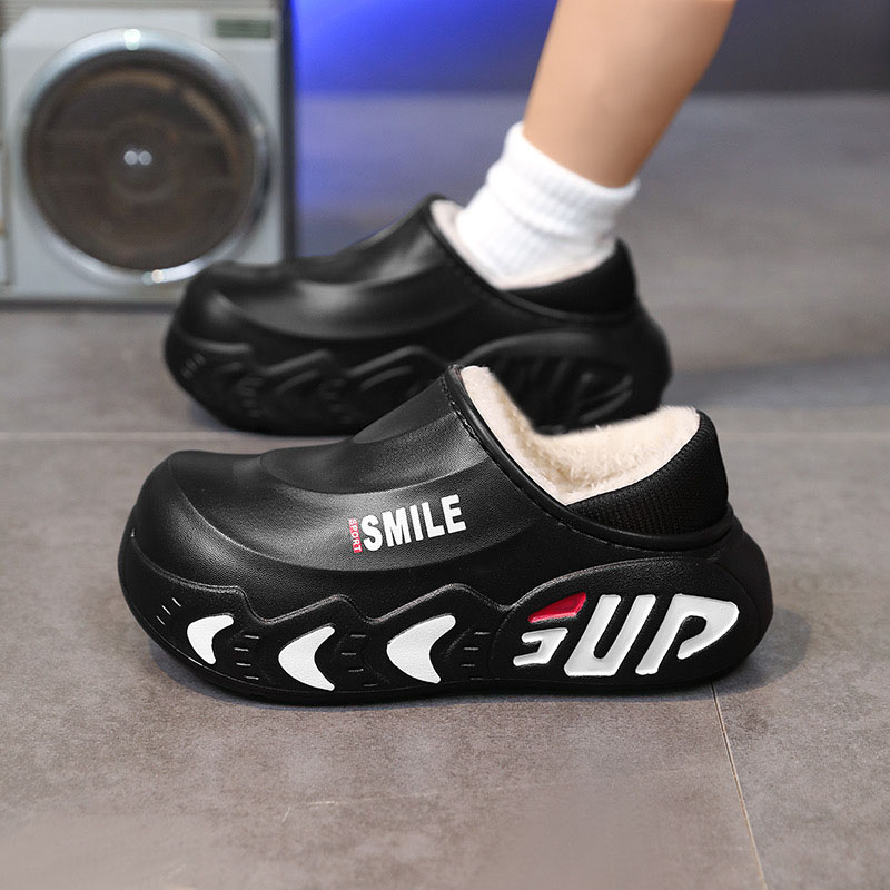 1764297142437719.jpg 雅购特拖鞋