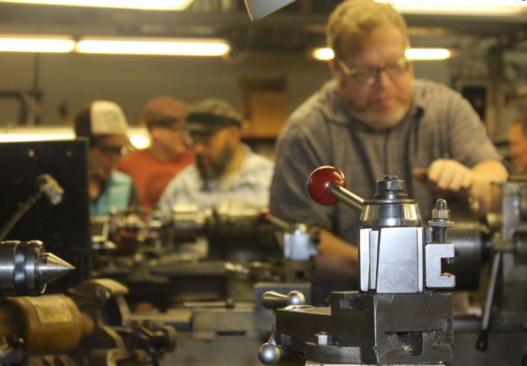 1764324750220783.png 常见的机床车间工具有哪些?