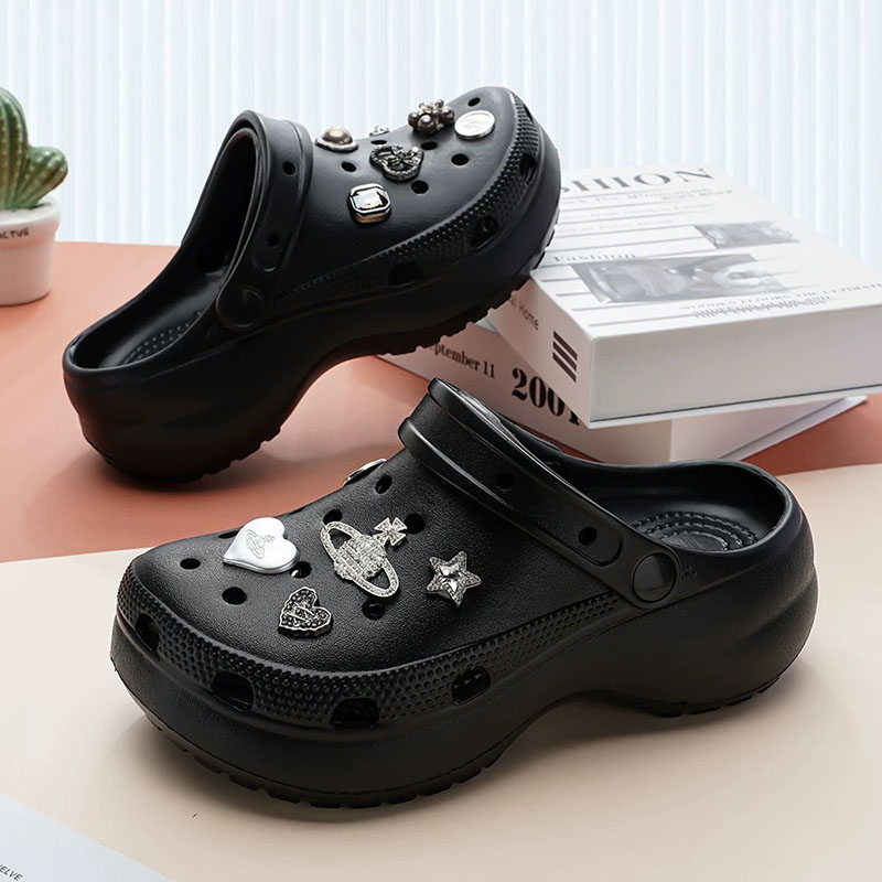 1764380284207103.jpg 雅购特拖鞋