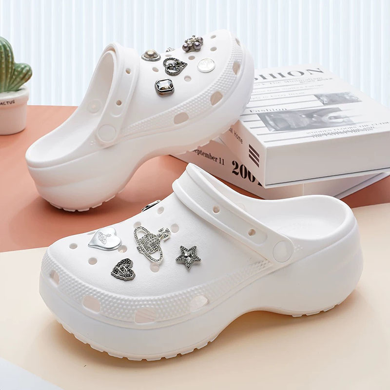 1764380284236730.jpg 雅购特拖鞋