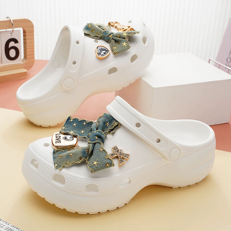 1764380539900229.jpg 雅购特拖鞋