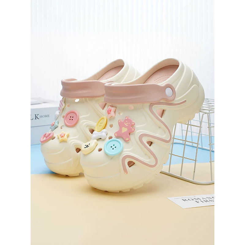 1764387653208787.jpg 雅购特拖鞋