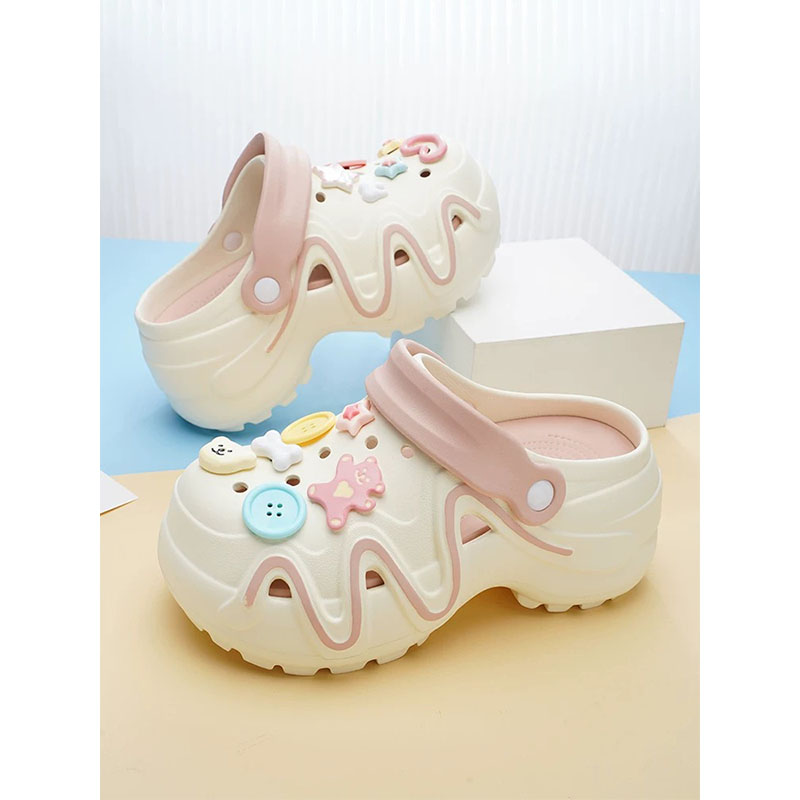 1764387653730135.jpg 雅购特拖鞋