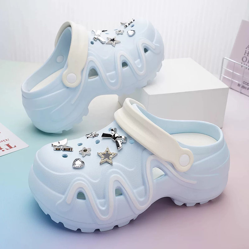 1764387732153312.jpg 雅购特拖鞋