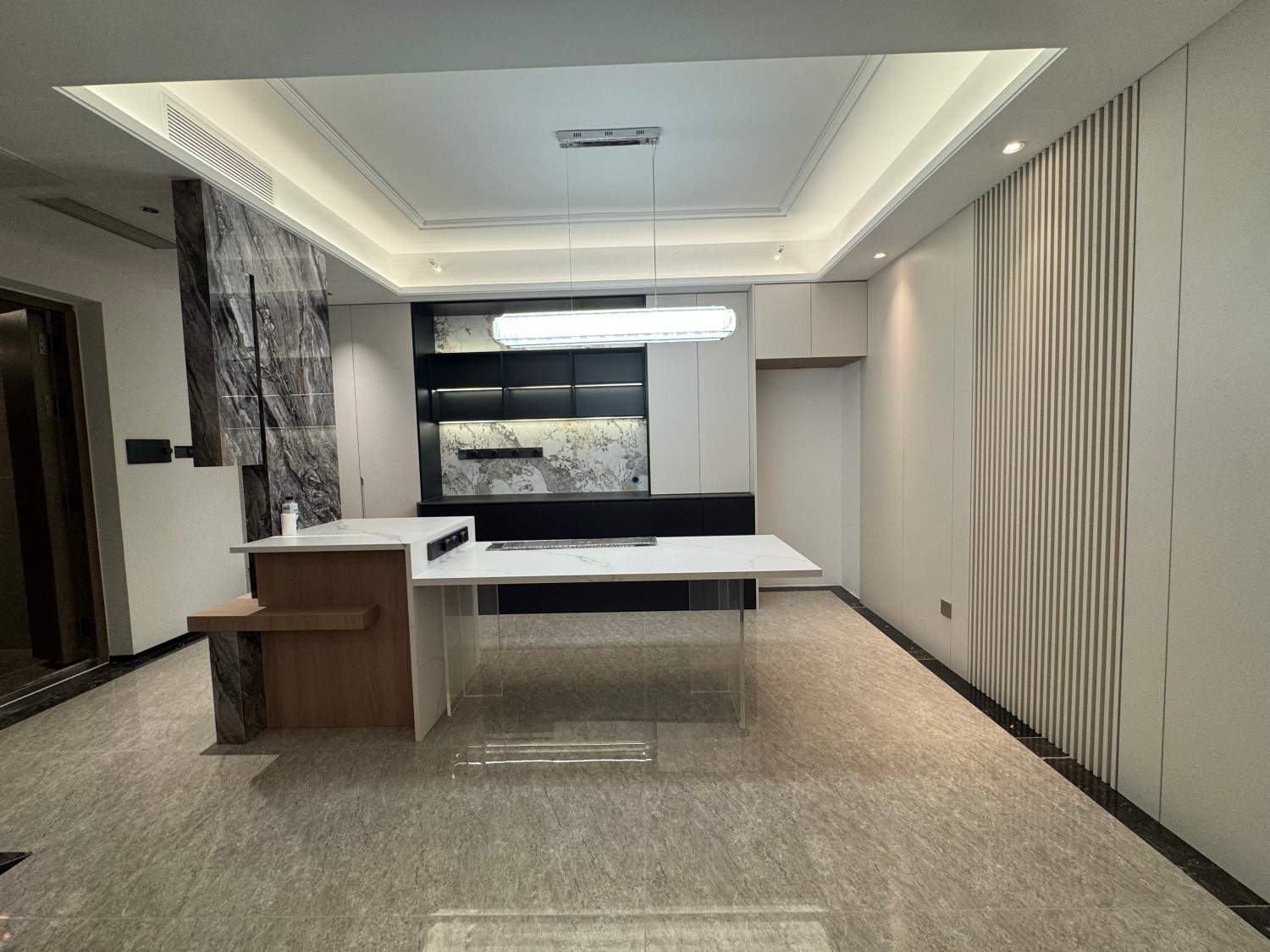 佛山市吉吉菲尚家具有限公司