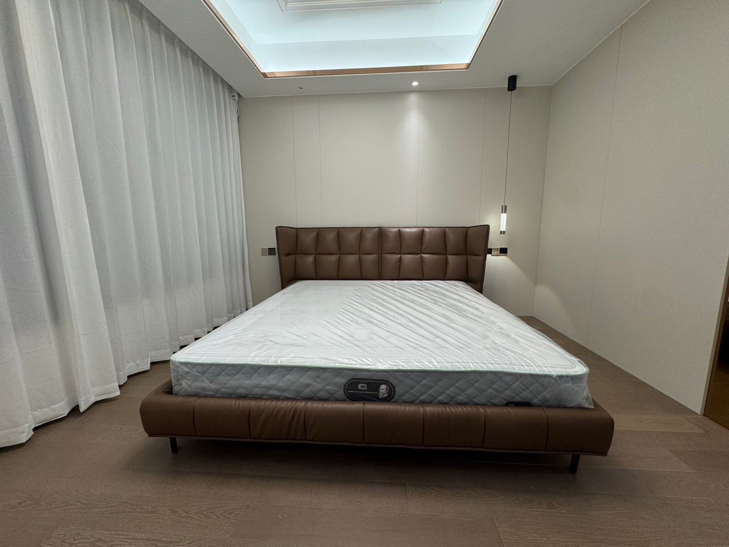 佛山市吉吉菲尚家具有限公司