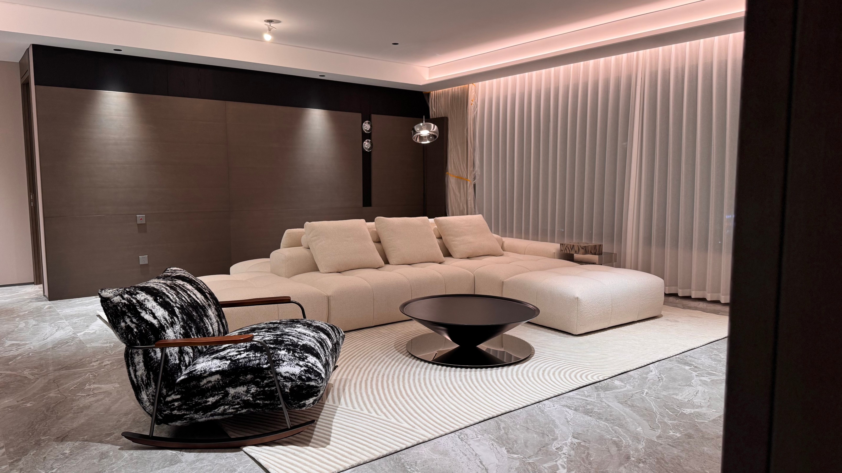 佛山市吉吉菲尚家具有限公司