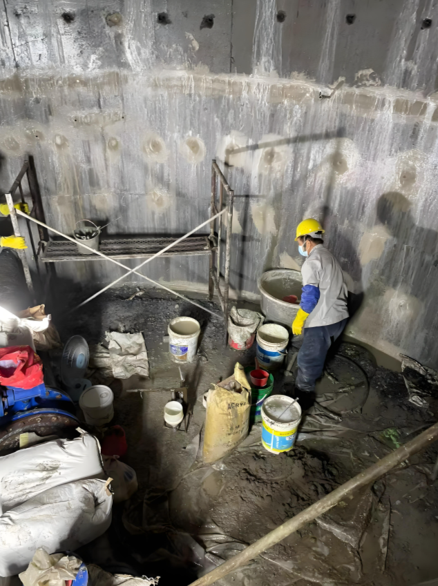 水电站漏水维修