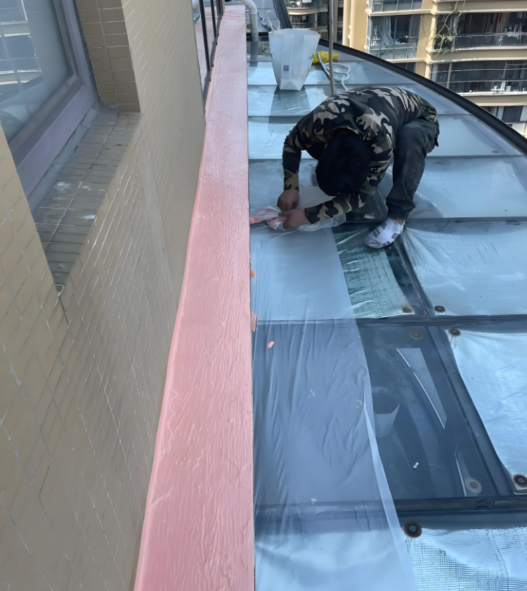 阳光房漏水维修