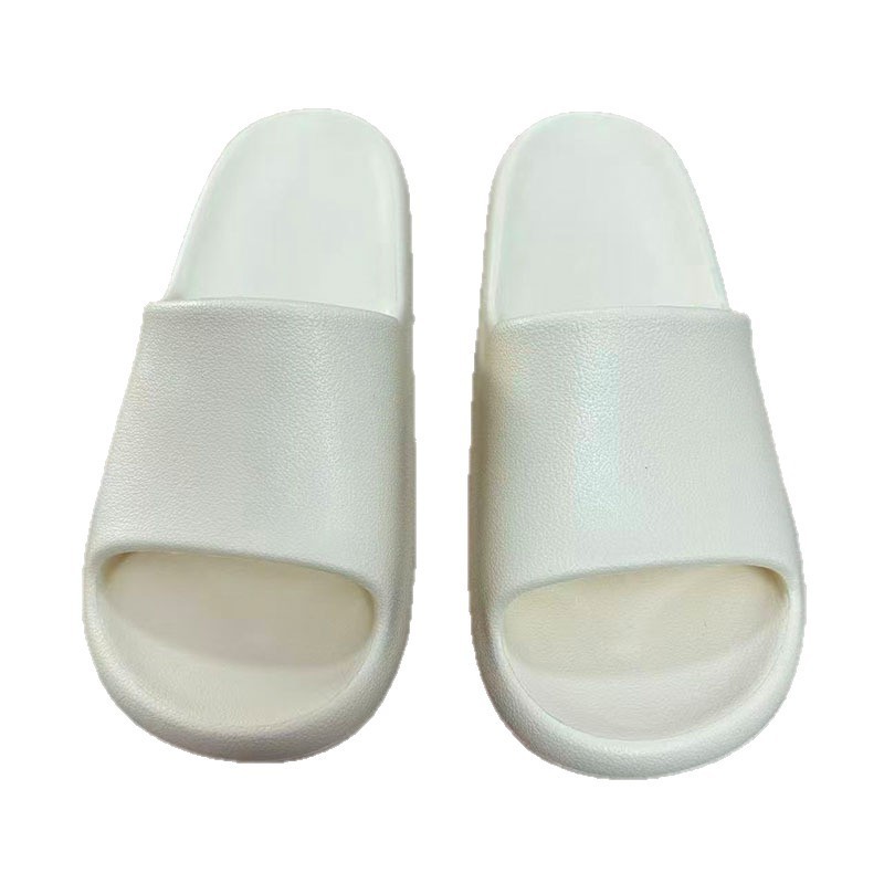 1764660495827944.jpg 雅购特拖鞋