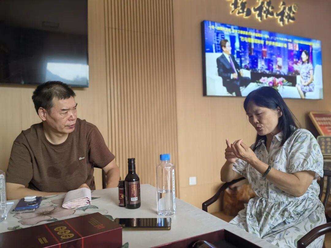 1764834999254944.jpg 大公鸡报晓