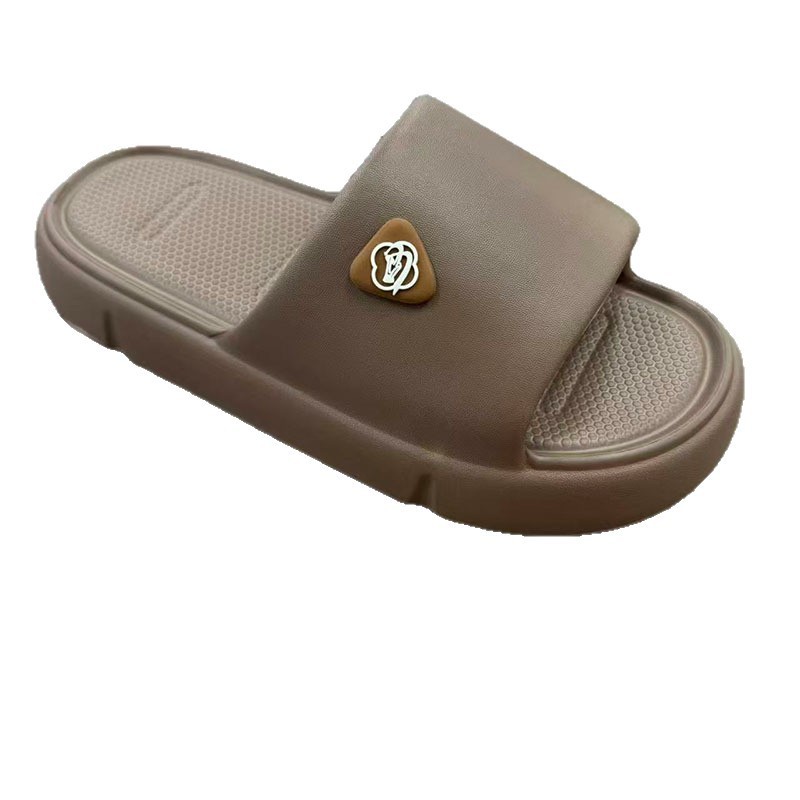 1764895230190708.jpg 雅购特拖鞋