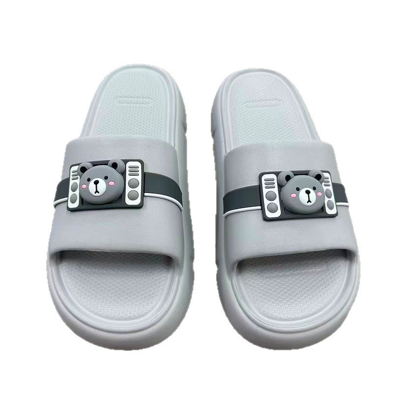 1764895649449776.jpg 雅购特拖鞋