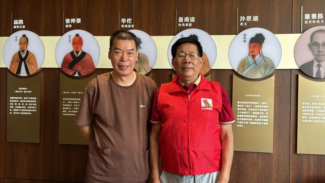 1765003568251106.png 大公鸡报晓