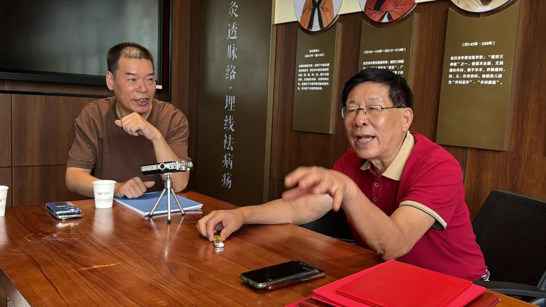 1765004728309447.png 大公鸡报晓