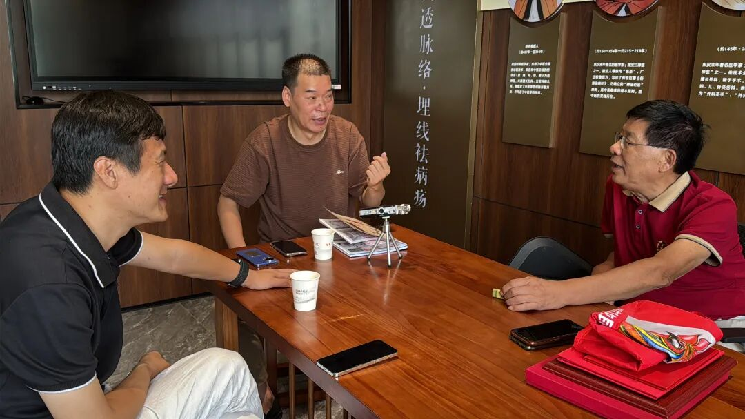 1765005919156535.png 大公鸡报晓