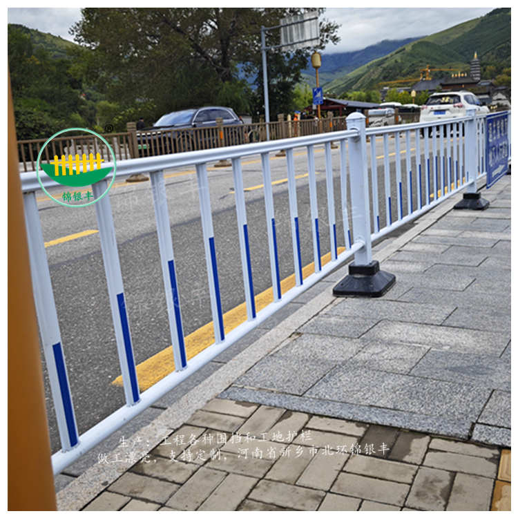 城市道路分隔護欄.jpg 金屬蓮花護欄