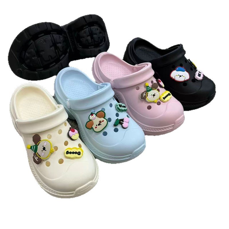 1765273380955096.jpg 雅购特拖鞋