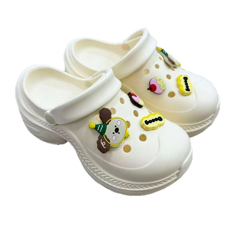 1765273390367710.jpg 雅购特拖鞋