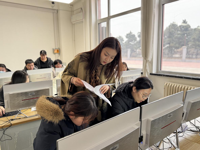 营口渤海卫生学校