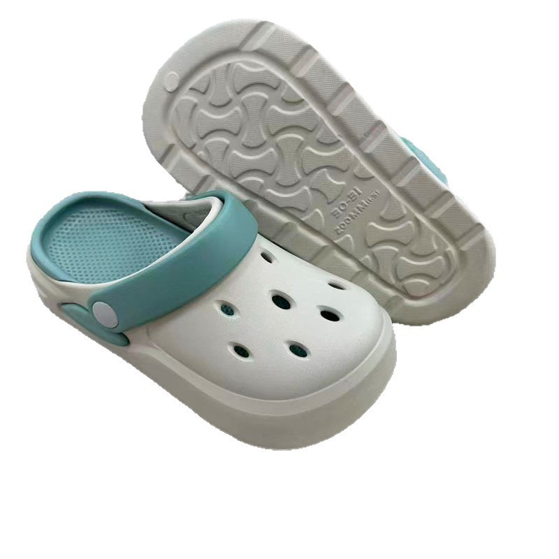 1765358651881193.jpg 雅购特拖鞋