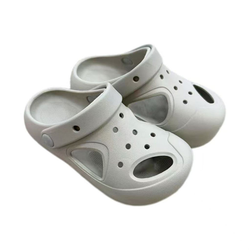 1765359130913145.jpg 雅购特拖鞋