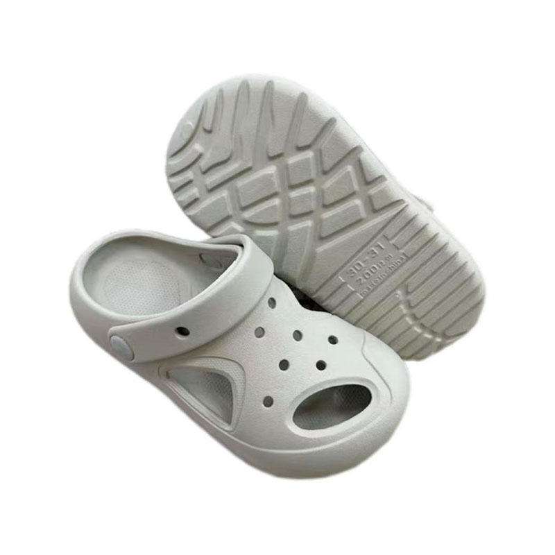 1765359131761890.jpg 雅购特拖鞋