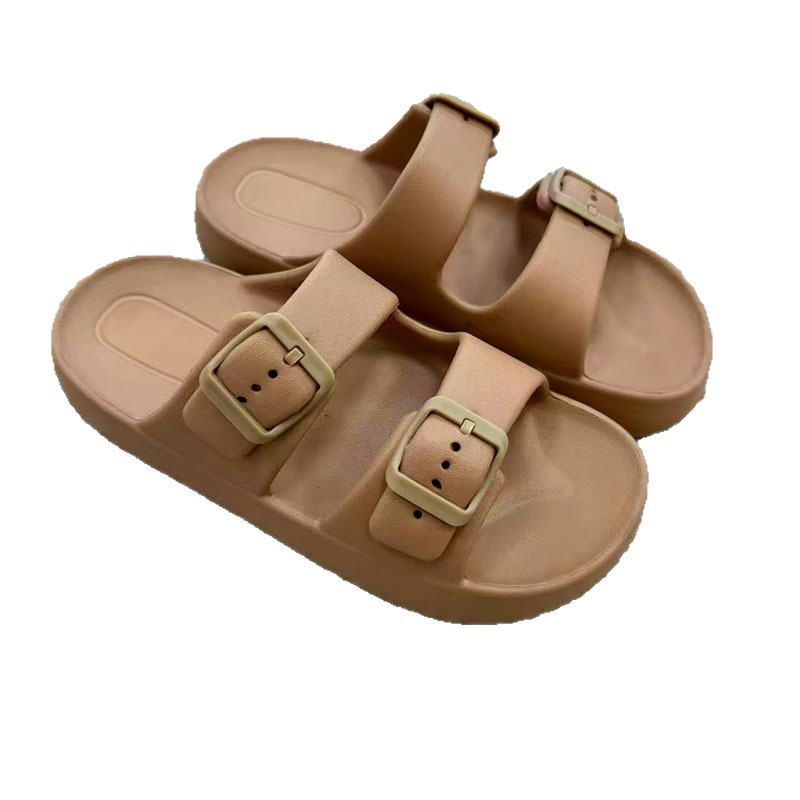 1765359331674992.jpg 雅购特拖鞋