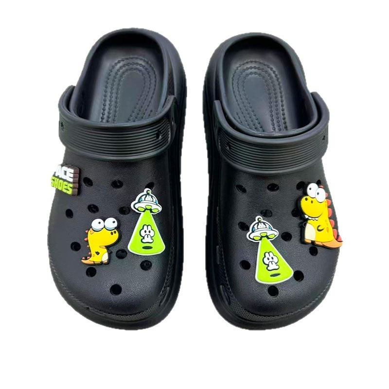 1765359755241591.jpg 雅购特拖鞋