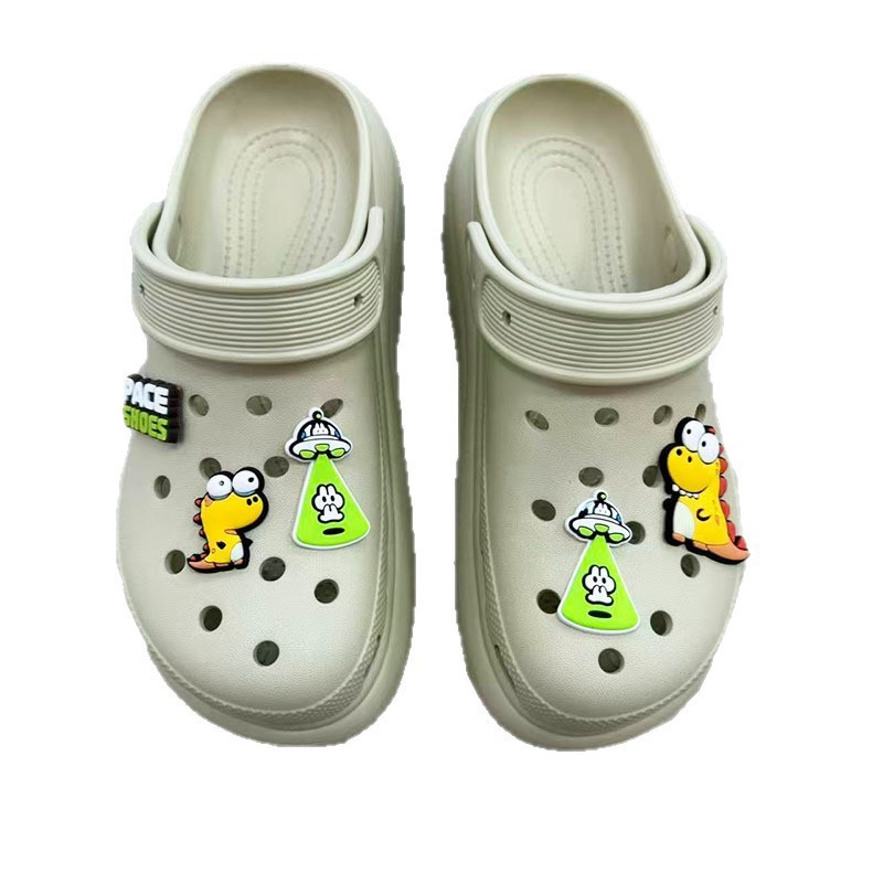 1765359888885918.jpg 雅购特拖鞋