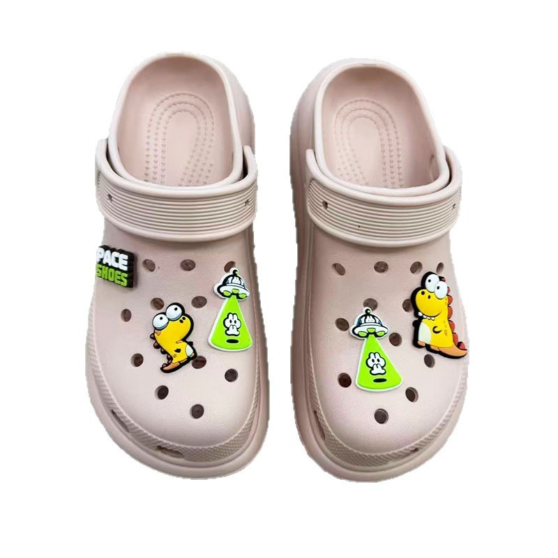 1765359904883007.jpg 雅购特拖鞋