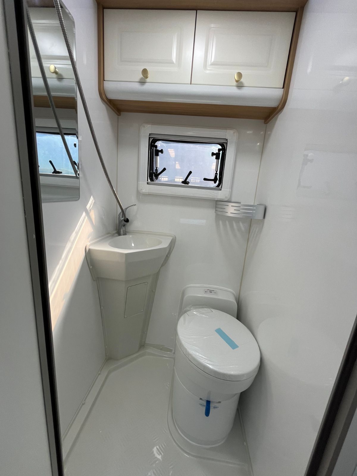 福田欧马可C型房车20.98万