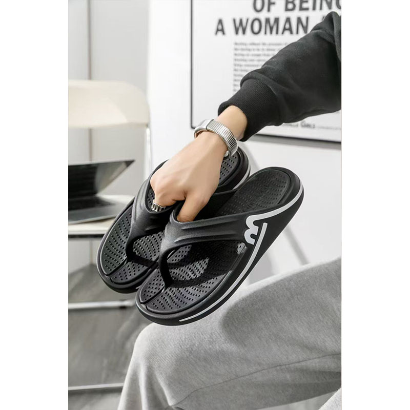 1765505516996923.jpg 雅购特拖鞋