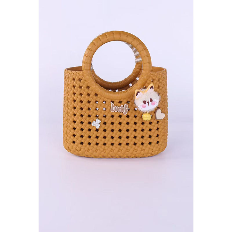 1765524787848347.jpg 雅购特拖鞋