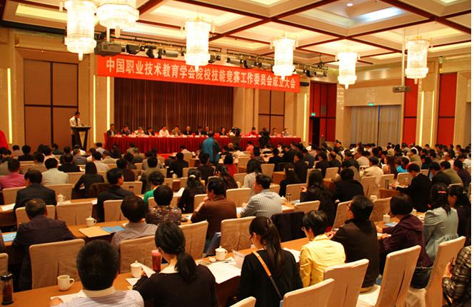 1765786136608938.jpg 天益教育设备