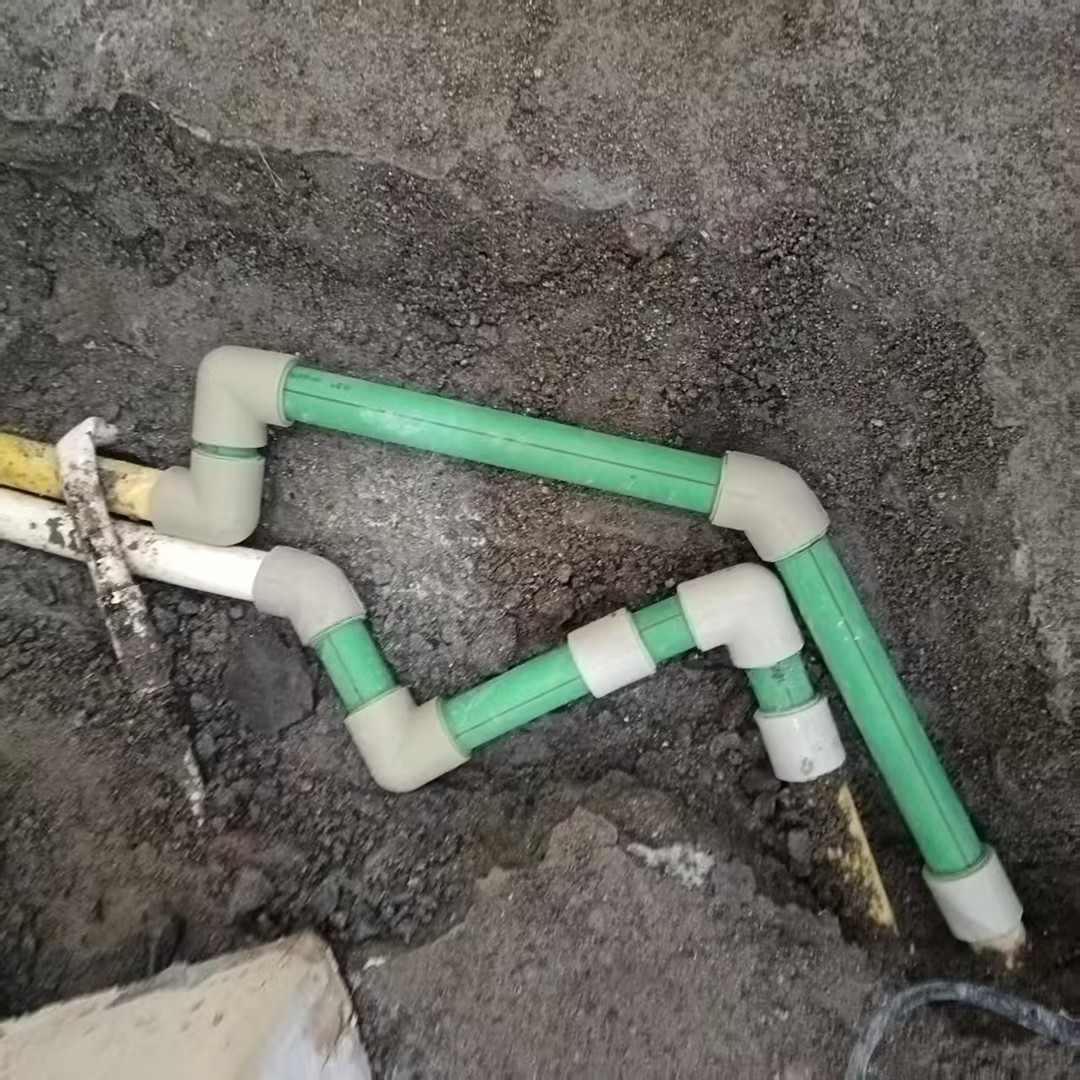 成都，冠城花园2期2栋，困扰客户好几年漏水问题终于处理