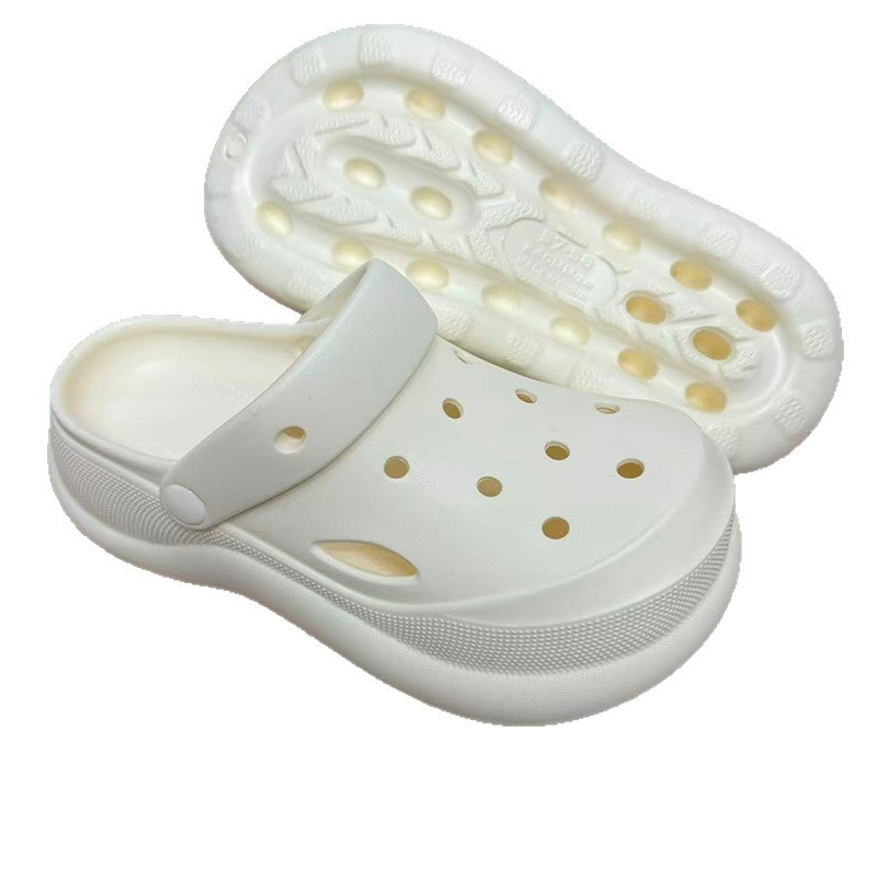 1766124469831205.jpg 雅购特拖鞋