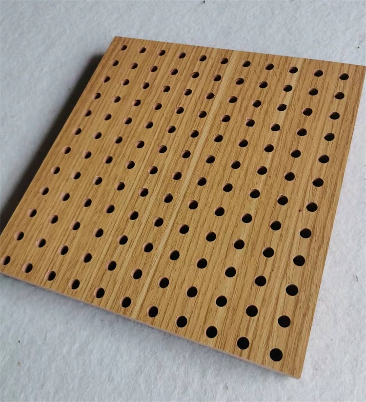 穿孔吸音板